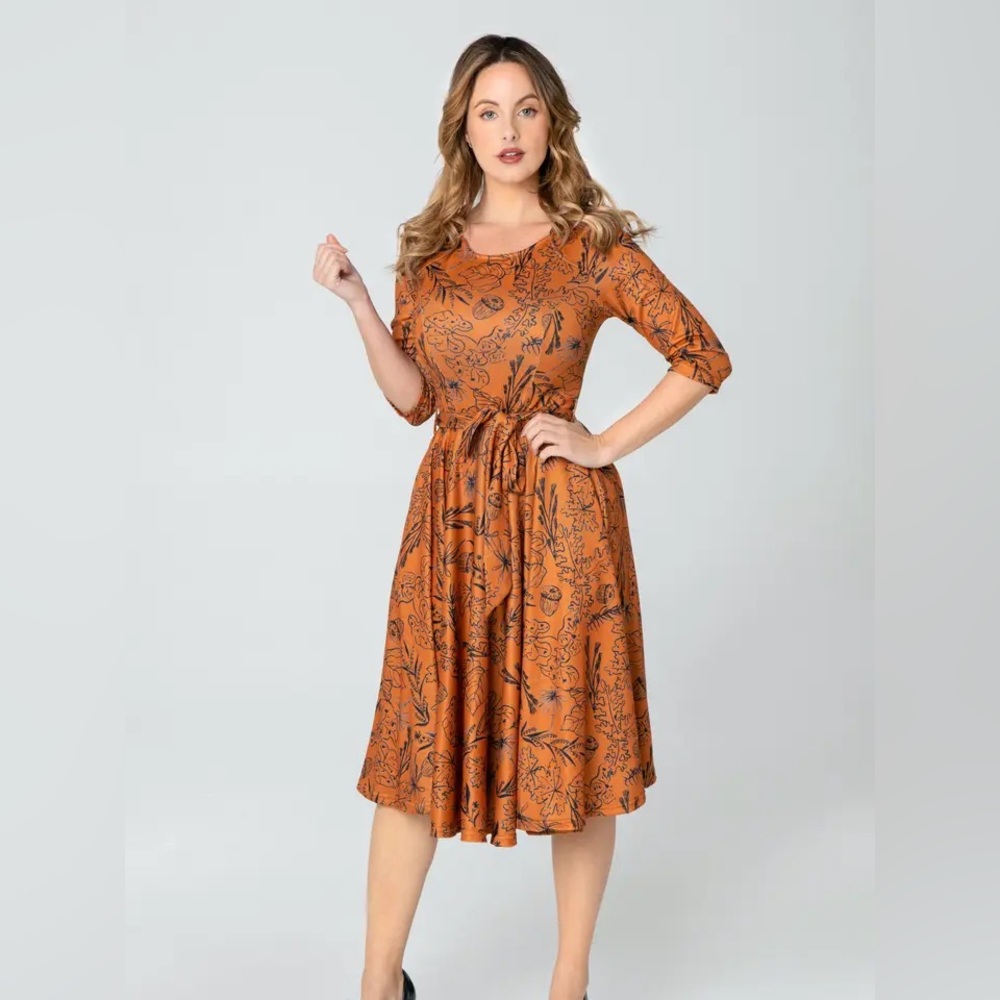 Miss Lulo ARIA FALL INK PLAY Sketches Dress